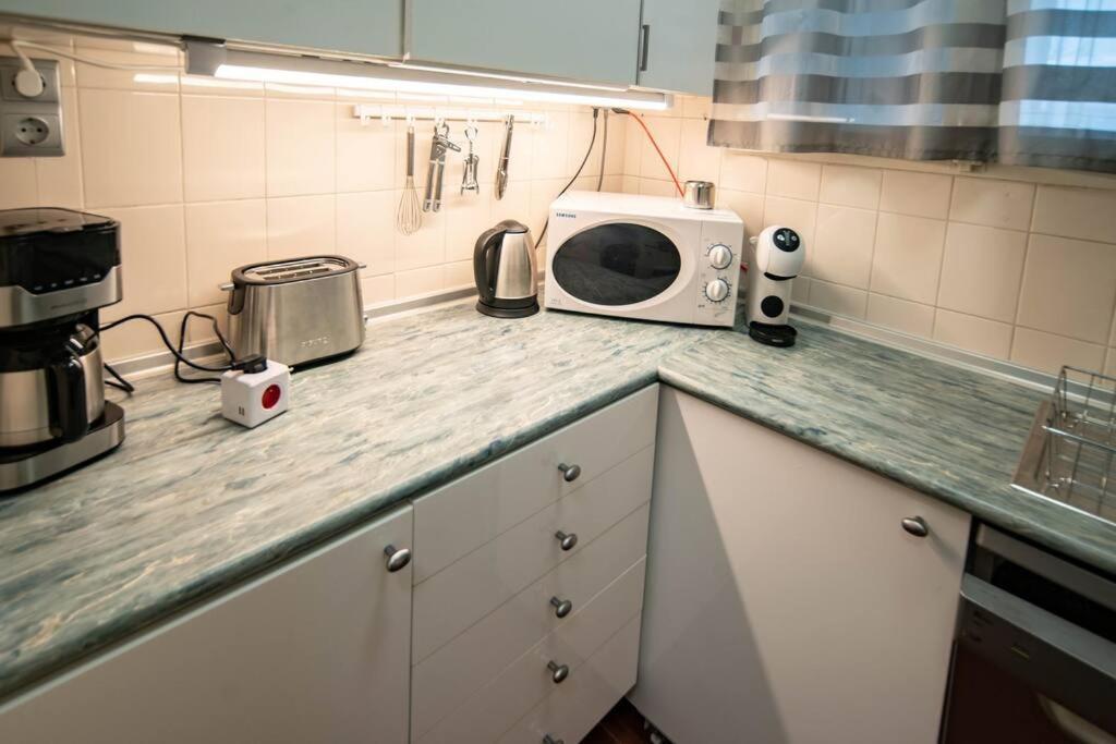 Bumblebee Apartment With Ac Budapest Exterior foto